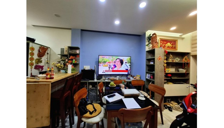 BÁN NHÀ MẶT TIỀN THỤT 2 TẦNG 41M1 NGANG 4M KD ĐỈNH ĐẸP Ở NGAY SIÊU HIẾM KỲ ĐỒNG 8.8 TỶ.